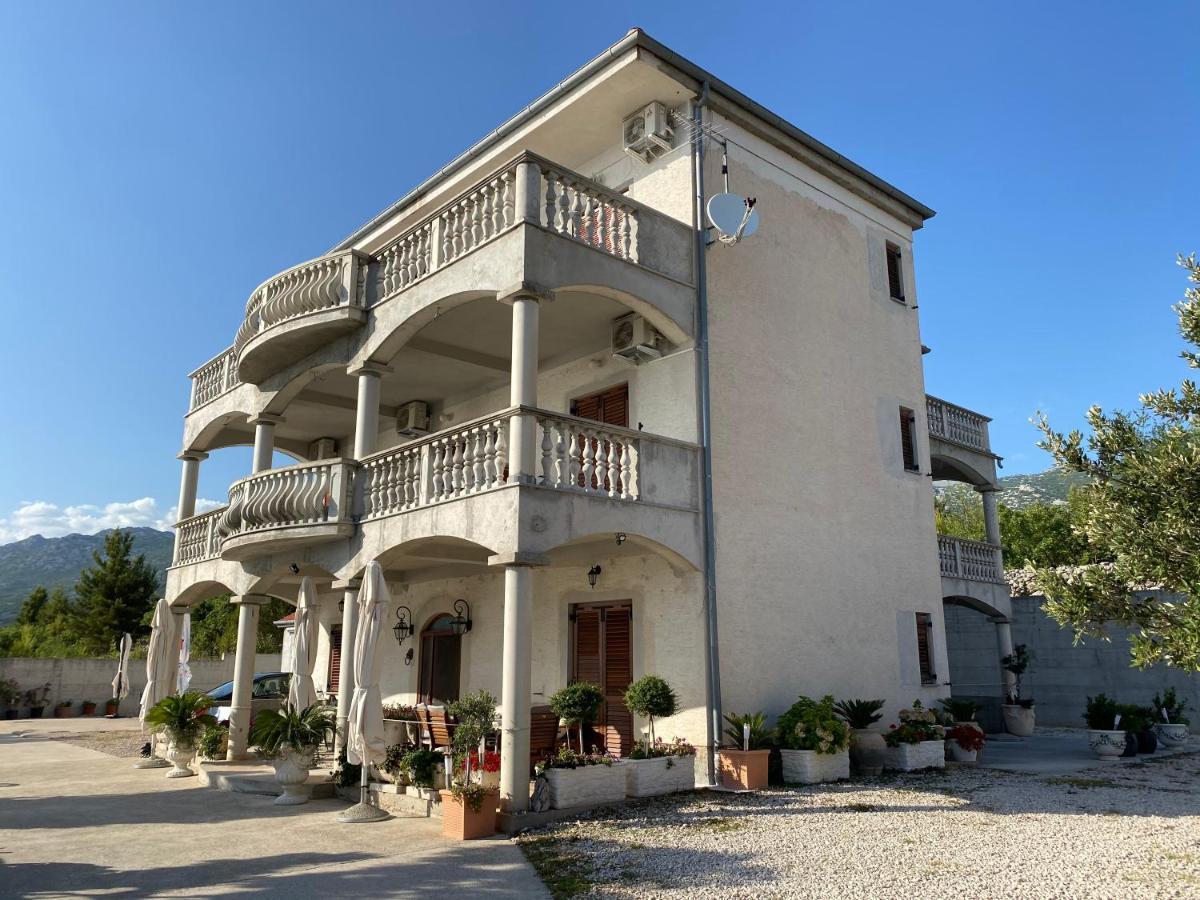 Villa Punta Rovanjska Exterior foto